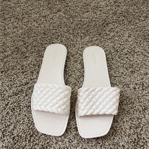 Old Navy White Woven Sandals